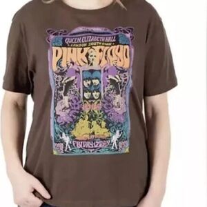 S - Brown Graphic T-Shirt with Colorful Design nwt